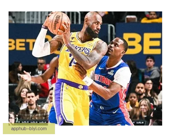 揭秘湖人冲冠背后詹姆斯带头拼搏 41岁老将仍无惧疲劳引领队友出战